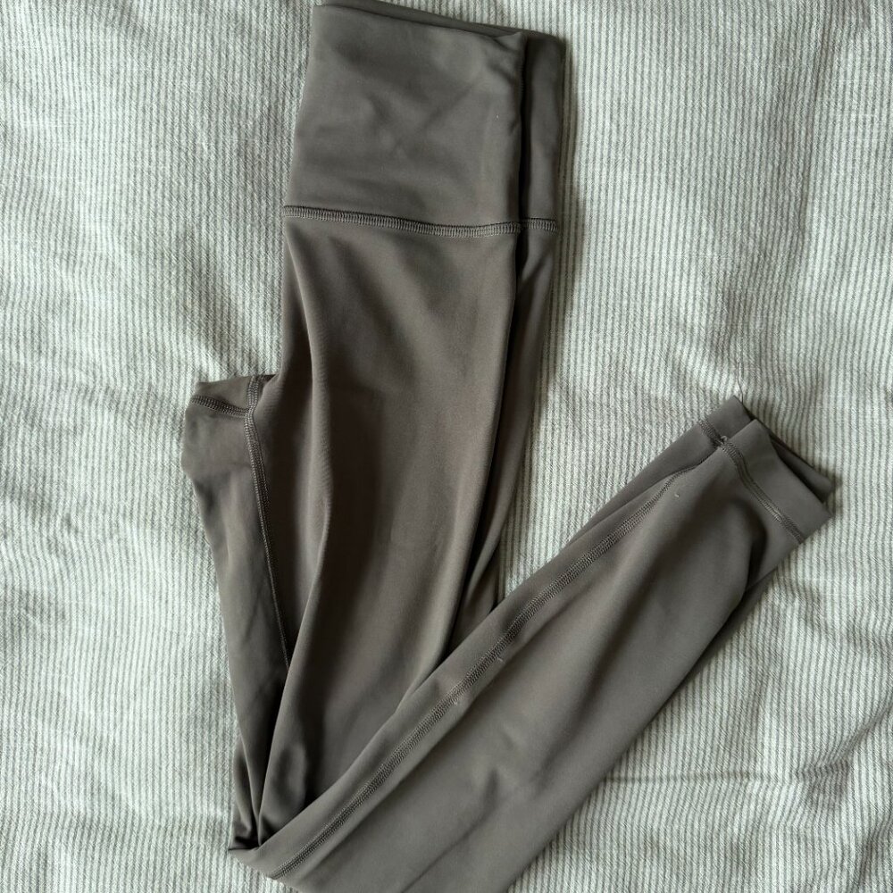 Wunder Train High-Rise Tight 28" - Army Green